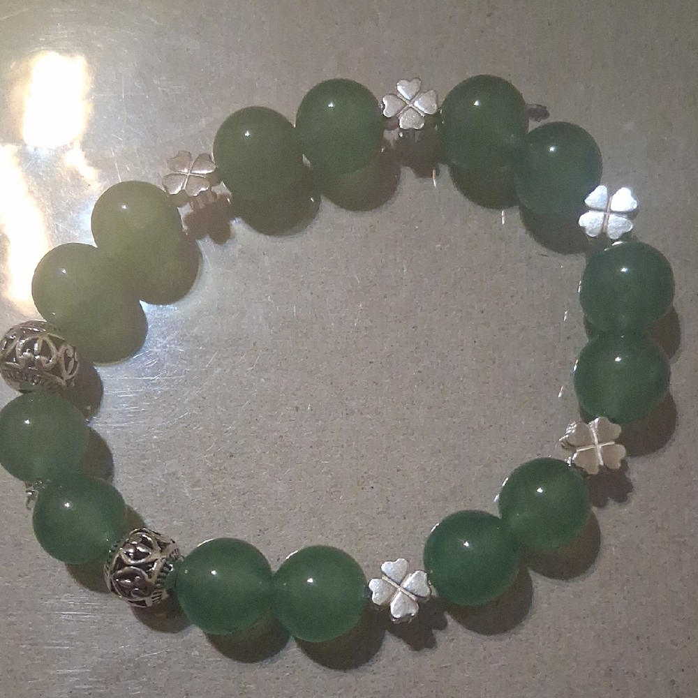 Green Adventurine Bead Stretch Bracelet with Silver Clover Accents